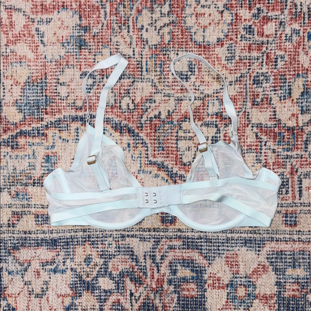 Cuup The Plunge Mesh Bra in Halo Blue SZ 34C NWOT - Picture 2 of 3